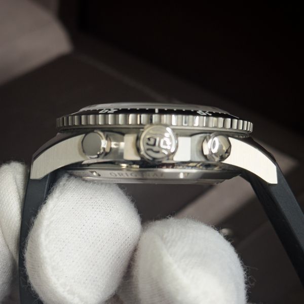 Glashutte Original SeaQ 1-37-23-03-80-33